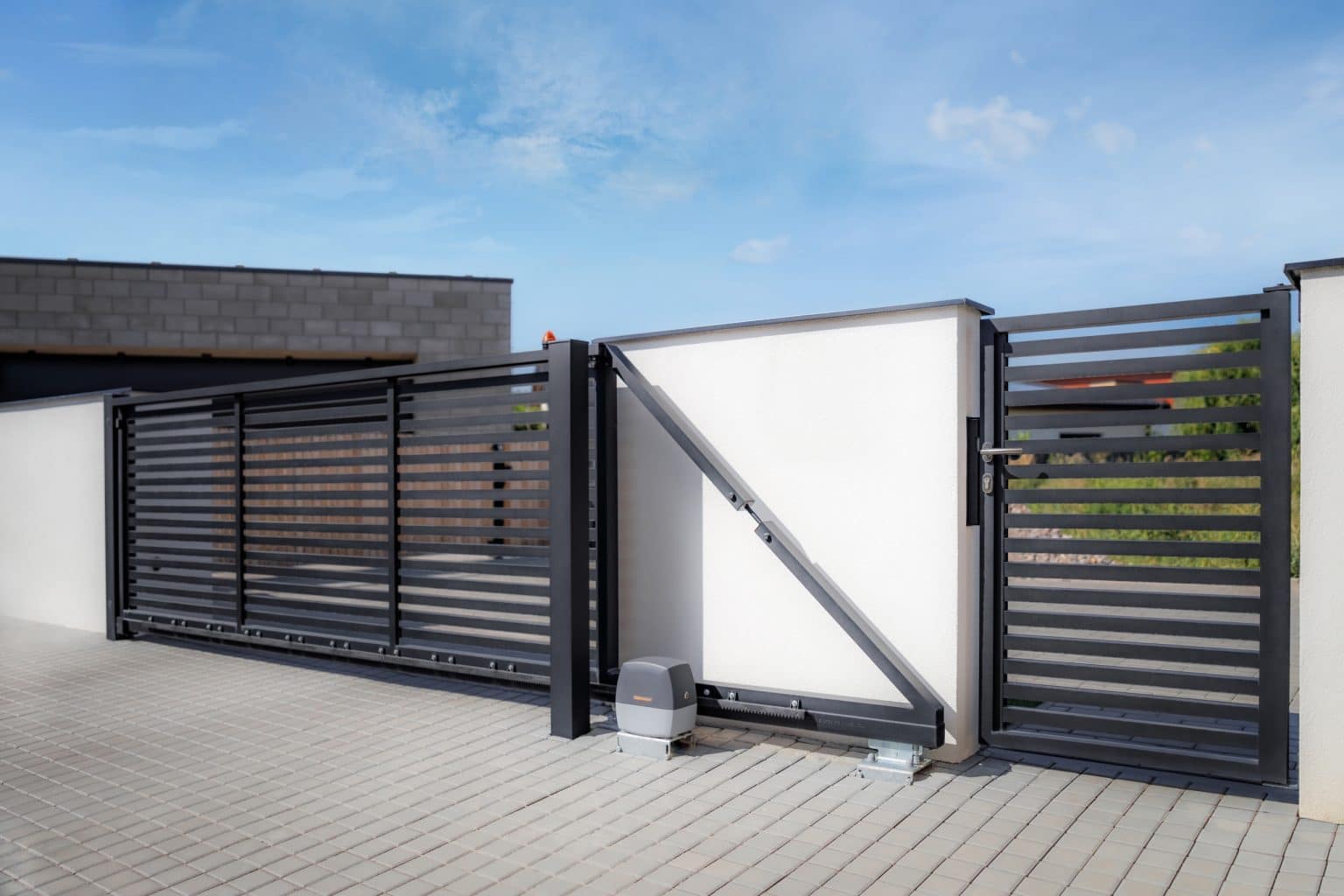 Hliníkové oplocení LAMARK | Motiv Avila | Černá kovářská barva