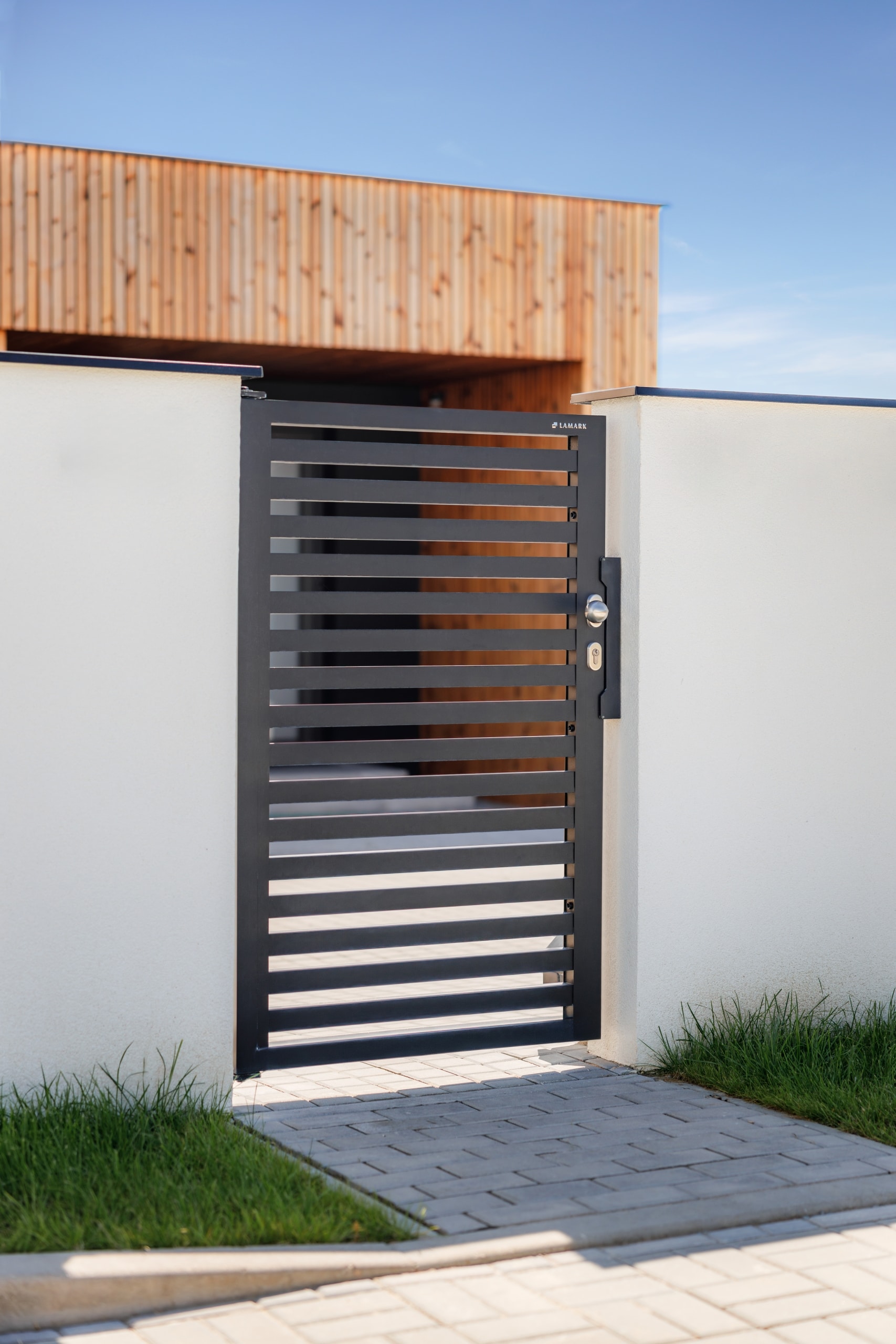 Hliníková branka LAMARK | Motiv Avila | Černá kovářská barva