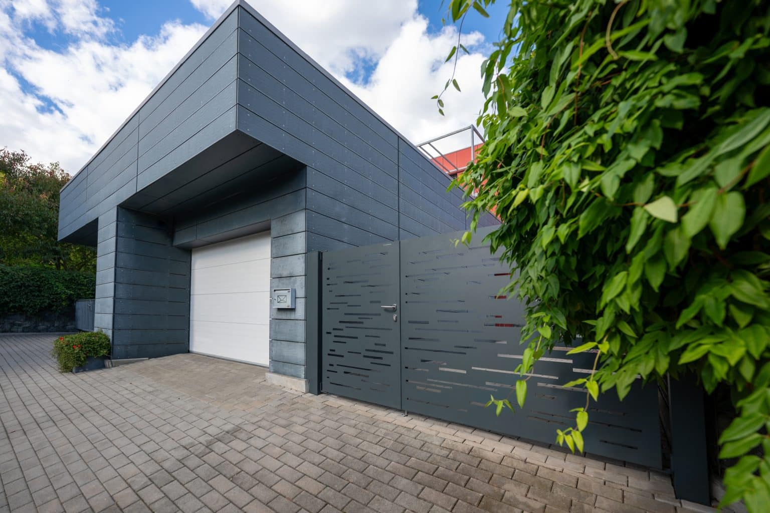 Deskový plot LAMARK | Motiv Batea | Šedá antracitová barva