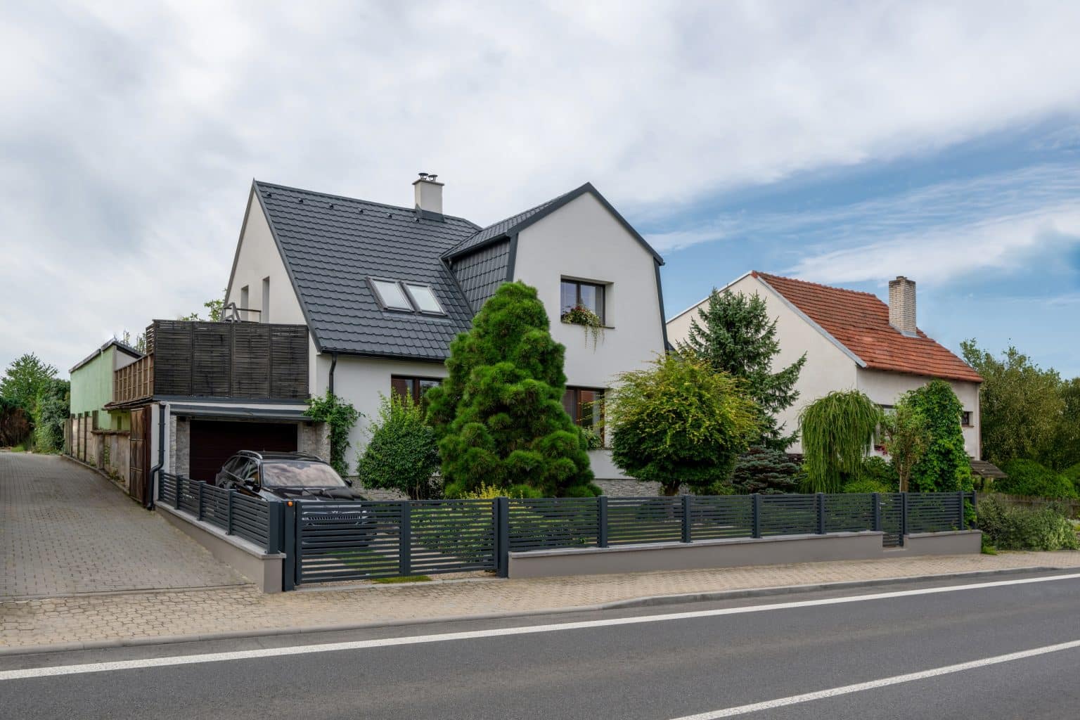 Hliníkový plot LAMARK | Motiv Avila | Šedá antracitová barva | Hliníkové sloupky